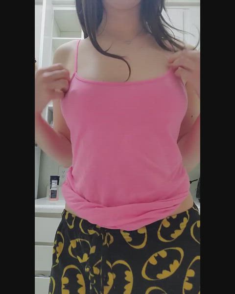 small tits can bounce too hehe ^_^