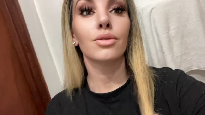 My goal is turn off your brain 🧠 nothing else matters only your goddess matters now , not your wife not your boring gf only me 🐷🙌