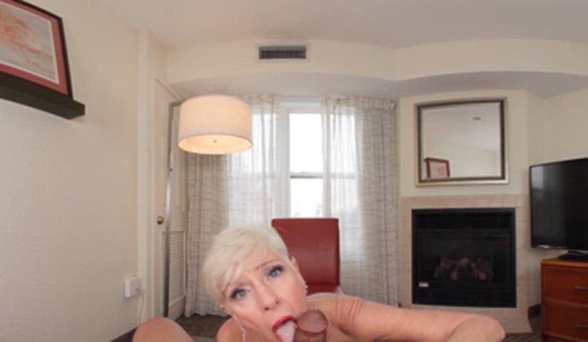 Cougar on the Prowl: Foxxxy Darlin - BlushErotica VR - POVR