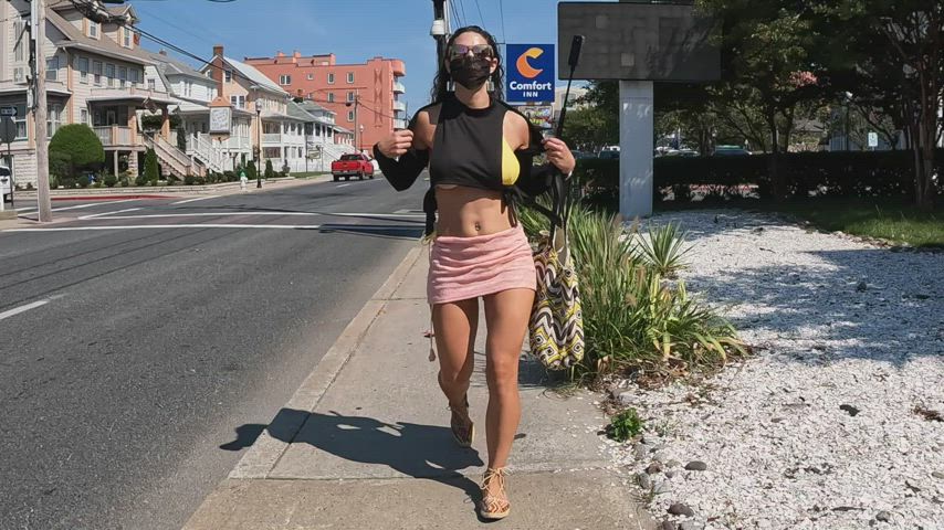 6 Blocks. 6 articles of clothing. 1 per block. Not allowed to stop.