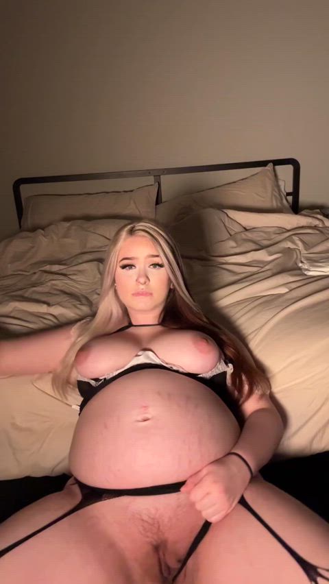 If you can’t tell I’m itching for a cock at 7 months pregnant 