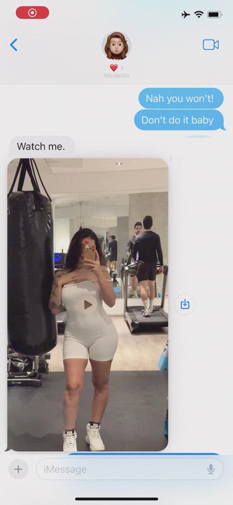 Don’t dare me to flash at the gym if you’re not serious about it [GIF]