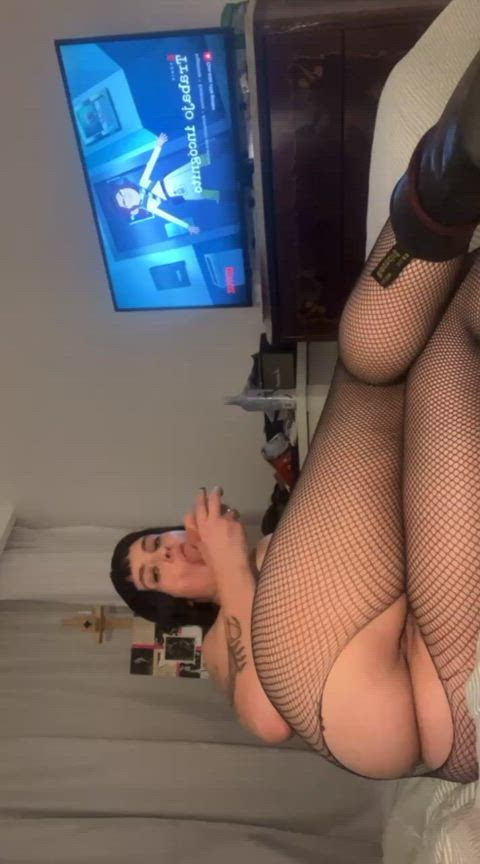 [onlyfans][thesiouxsie] do u like my slutty face?