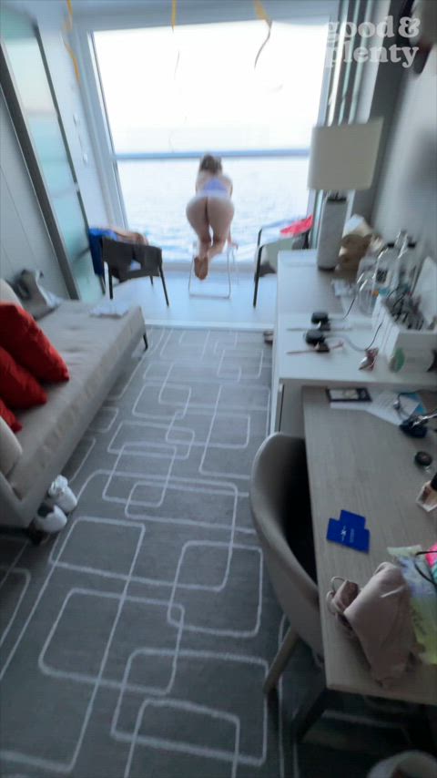 If you're fucking me like this, you also can't pull out