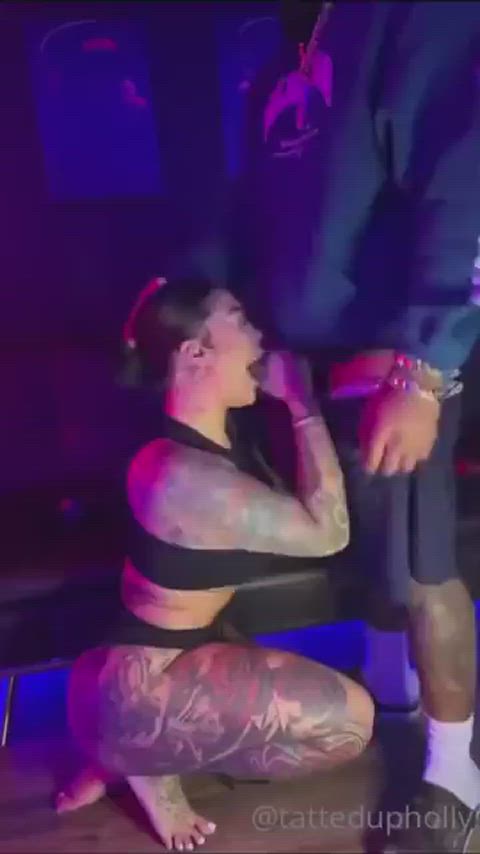 Stripper giving throat in the boomboom room