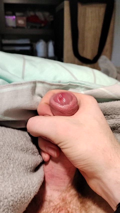 19M, so fucking horny