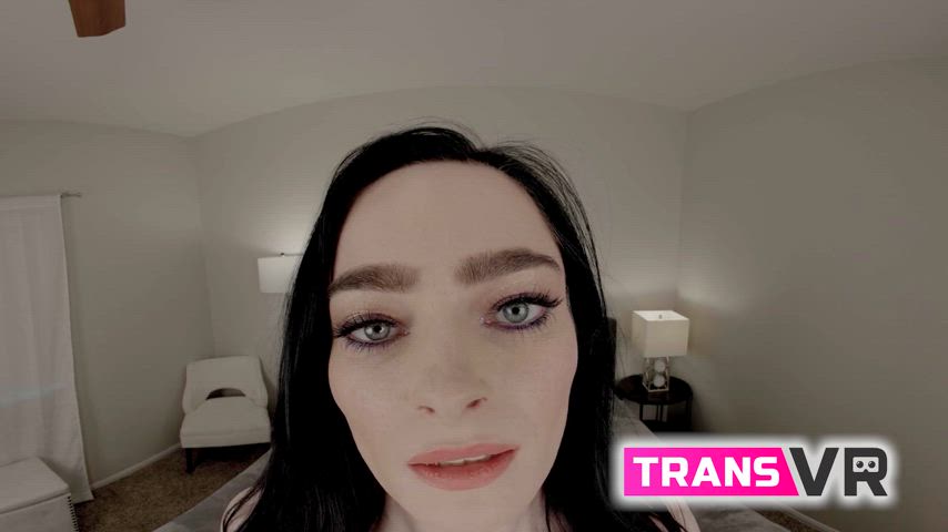 TRANSVR: The Tight & Tiny Grace Iris!