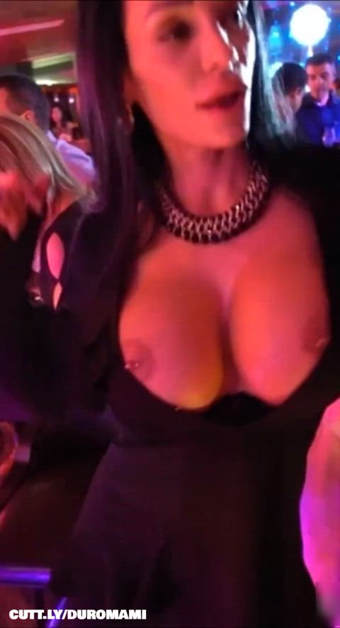 Ever see a slut at the bar who made you wanna take your big cock out right there?  Ever do something about it? 😉😬😩🤫