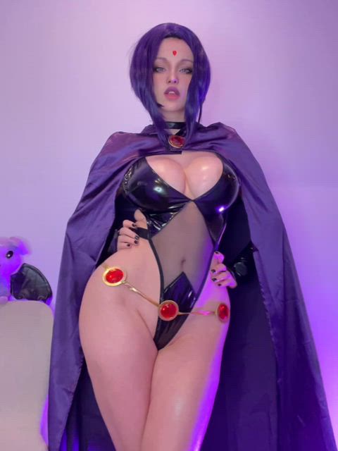 Raven cosplay by  Hidori Rose goth mode on