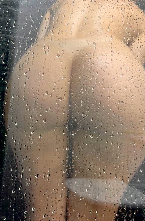 Just a tiny PAWG in the shower