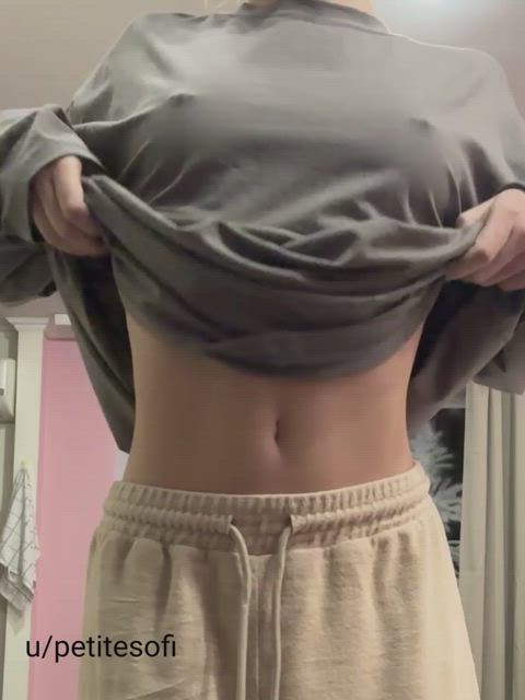 I need a tummy massage [gif] 