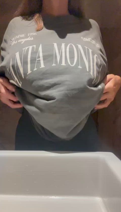 restroom flashing