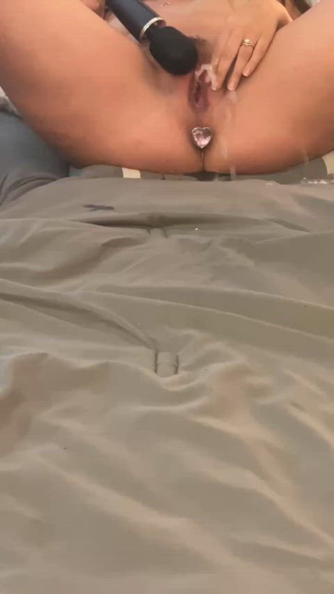 Squirting for you! Want the whole video? Follow the link in comments and message me there 💦💦💦