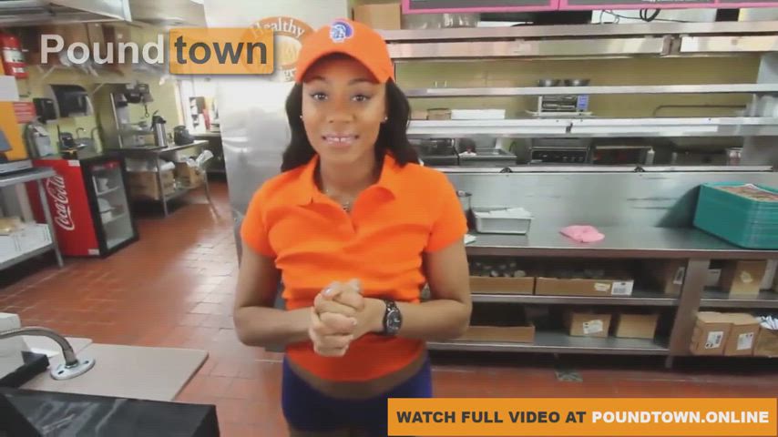 Popeyes Crew Member Jayla Foxx Fucking and Sucking in the Kitchen