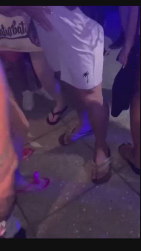 Night club blowjob