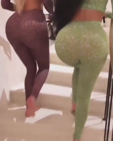 Kylie Jenner & Anastasia Karanikolaou