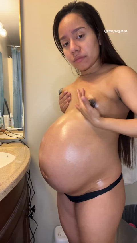 What would you do to this preggo in the bathroom 