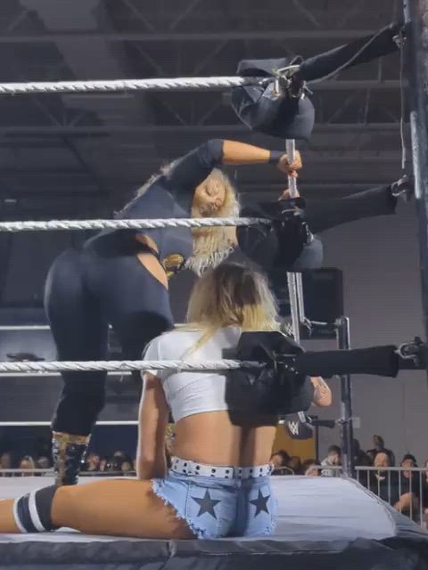 Nikkita Lyons teasing a stinkface on Sol Ruca