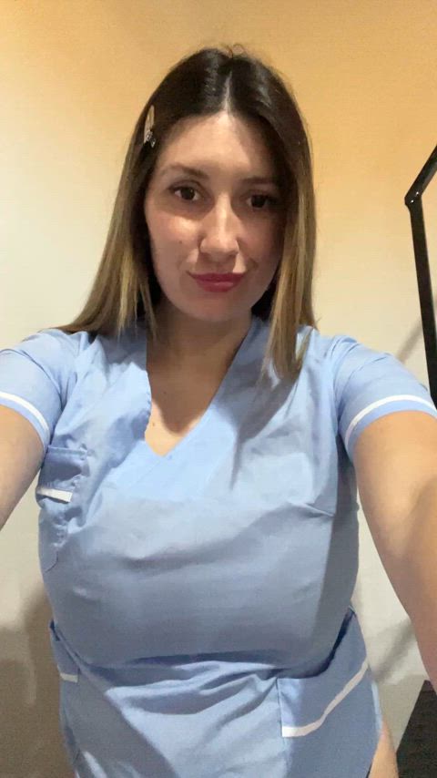 I’m the kind of nurse who loves going braless to work