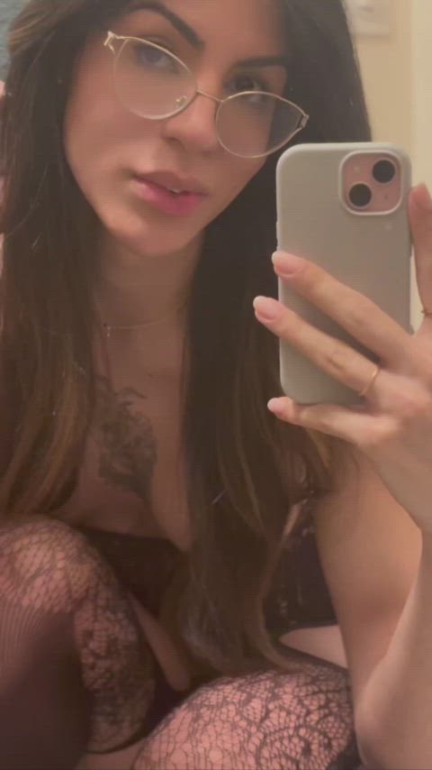 she's a 10 but she has a dick, what is she