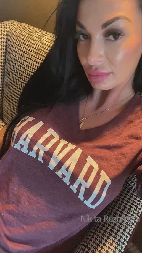 Nikita Reznikova doing a good job recruiting for Harvard