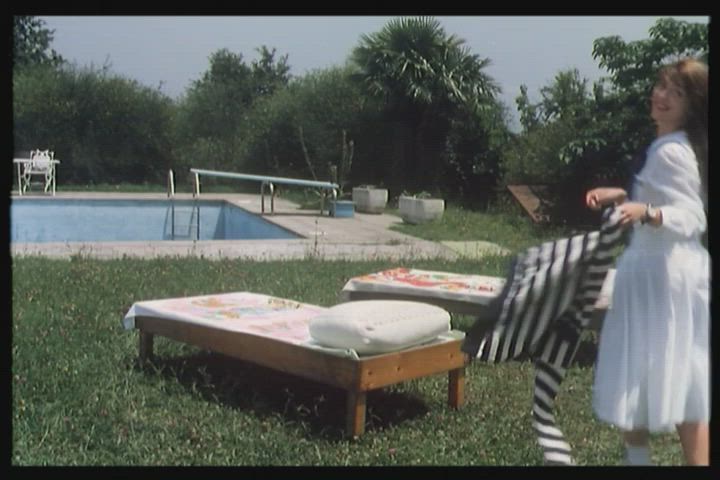 Petra Scharbach & Ursula Davis - Provocazione (IT1988) - Part 1/5: poolside