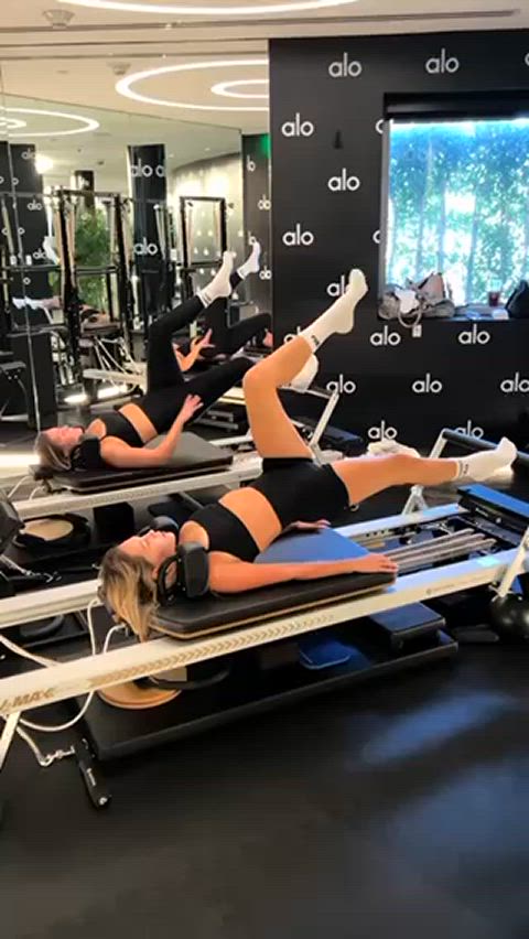 Olivia Holt & Kelli Berglund