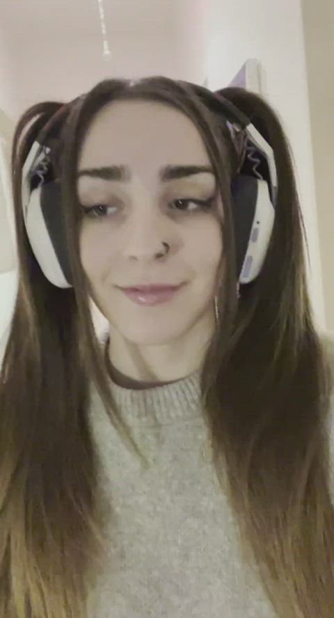 Just a quick jumpscare of my wings! 