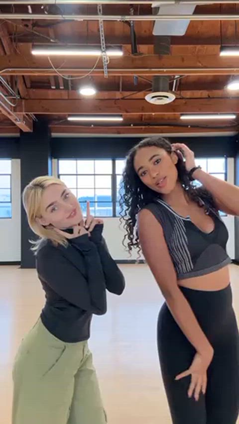 Meg Donnelly & Chandler Kinney