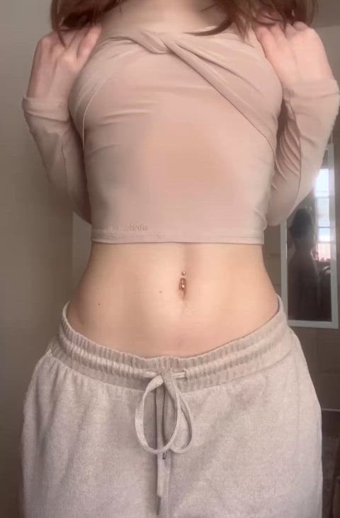 Hello sweet midriff lovers 🤍